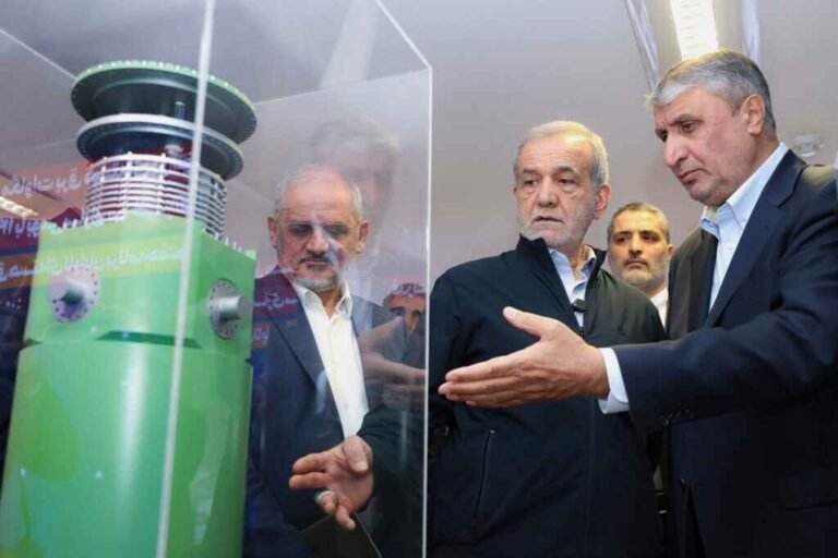 Iran-and-US-agree-to-continue-nuclear-talks.jpg